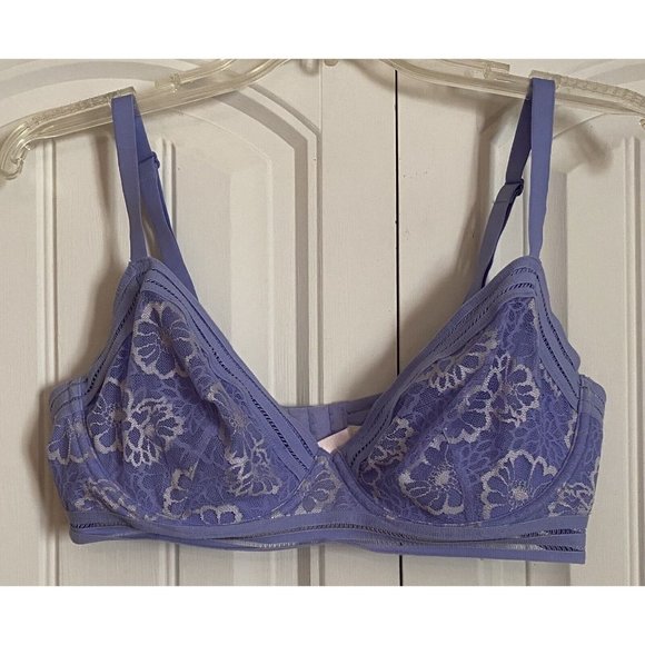 Pink Victoria Secret Lavender Bra Size 36DD - Picture 2 of 5